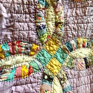 Beautiful salvage queen quilt 1930’s vintage